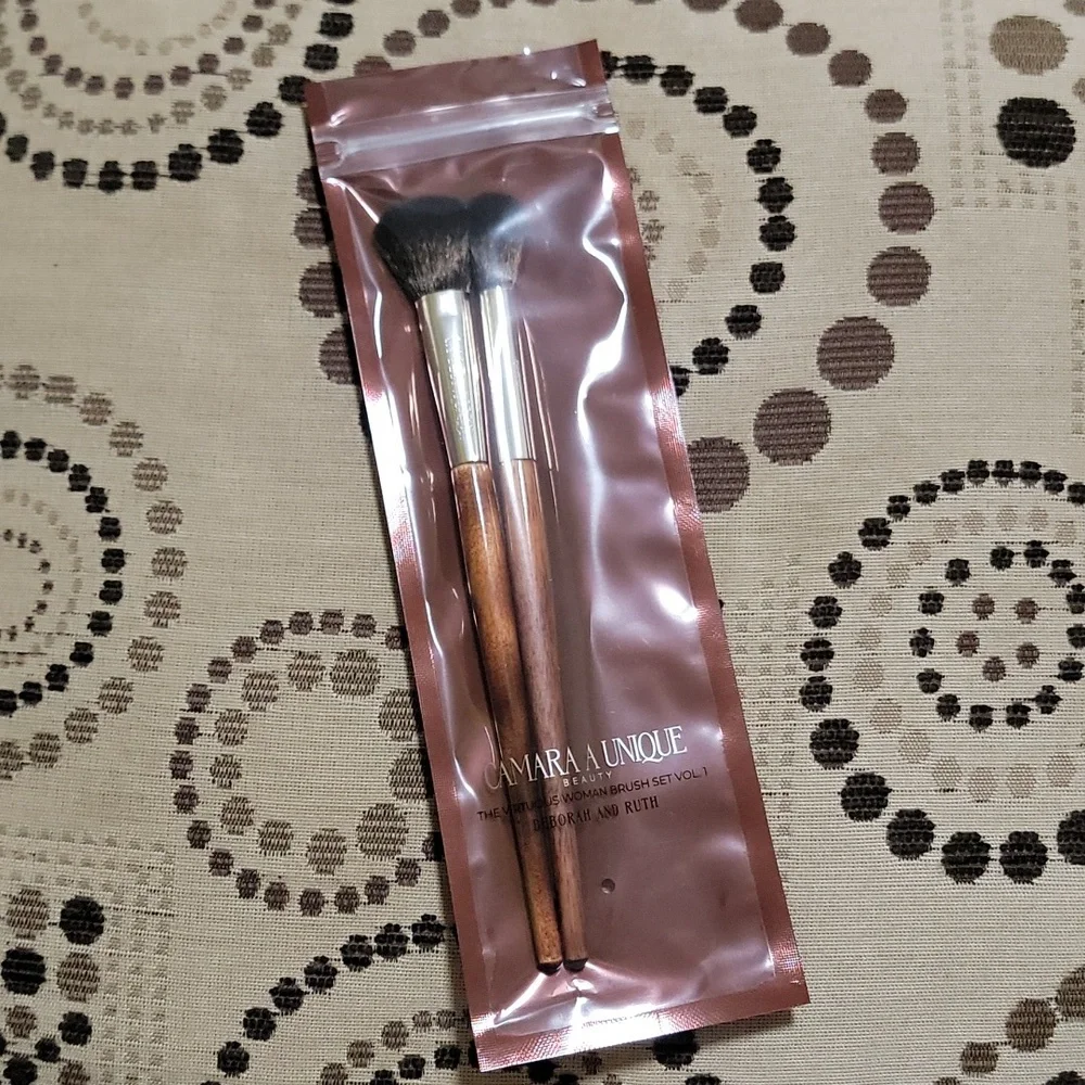 Camara A Unique Beauty 2 Face Brush Set Volume I : Deborah +Ruth Brushes